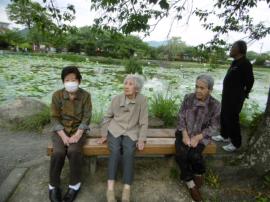 ショートステイ　お出かけin蓮華寺池公園